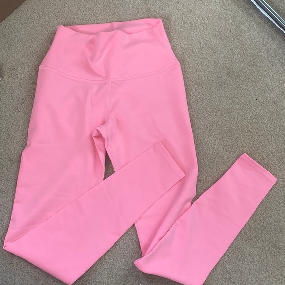 ALO Yoga Pants - Alo leggings size XS